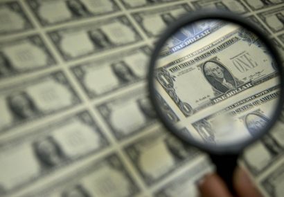 ارزانی دلار در آینده چقدر باورپذیر است؟