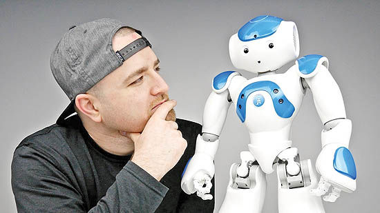 آیا یک روبات می‌تواند نخست وزیر شود؟‌