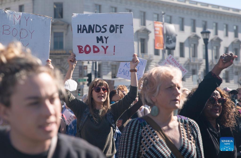 ماجرای جنجالی سقط جنین؛ واپس‌گرایی مهلک در قبال حقوق زنان در آمریکا