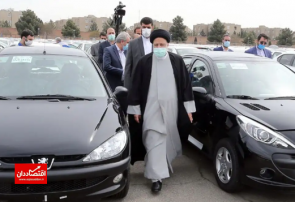 با سود یک سال مافیای خودرو می‌توان ایران خودرو و سایپا را خرید