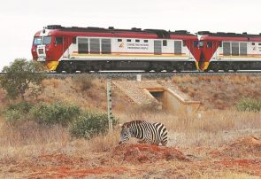 کمک چین به ساخت خط آهن کنیا؛ شکوفایی در شرق آفریقا رقم می‌خورد