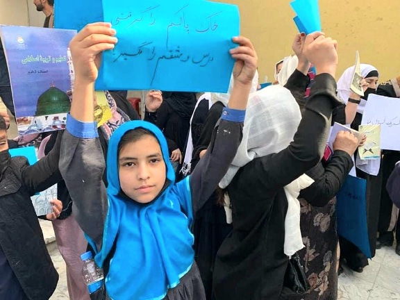 ایران و منع تحصیل دختران کشور افغانستان